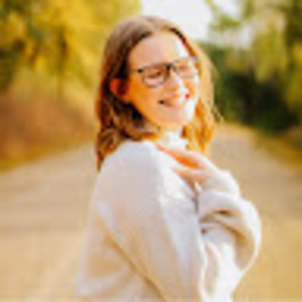 Meet your Posher, Abigail